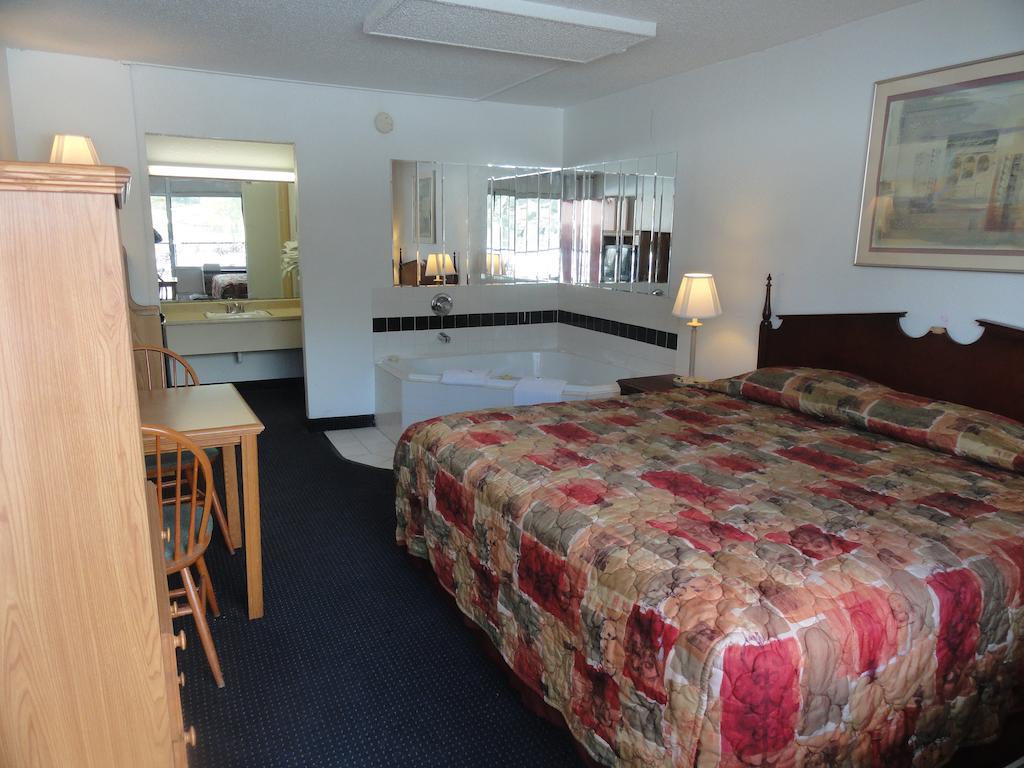 Grand Rapids Inn Wyoming Oda fotoğraf